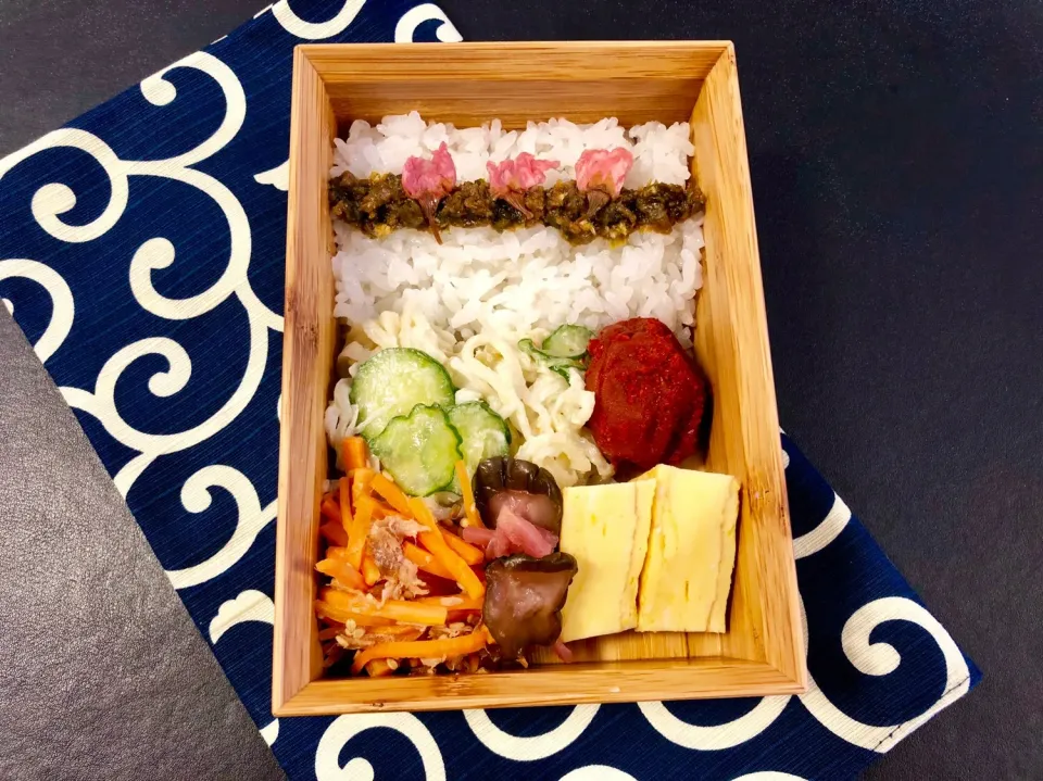 Snapdishの料理写真:4/15お弁当|ヨーコさん