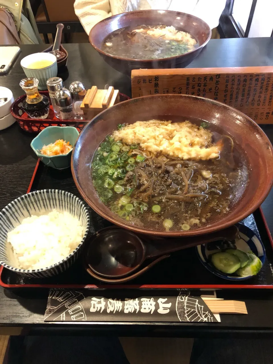 土曜日のランチ❣️肉と天ぷら入り蕎麦😋|すかラインさん