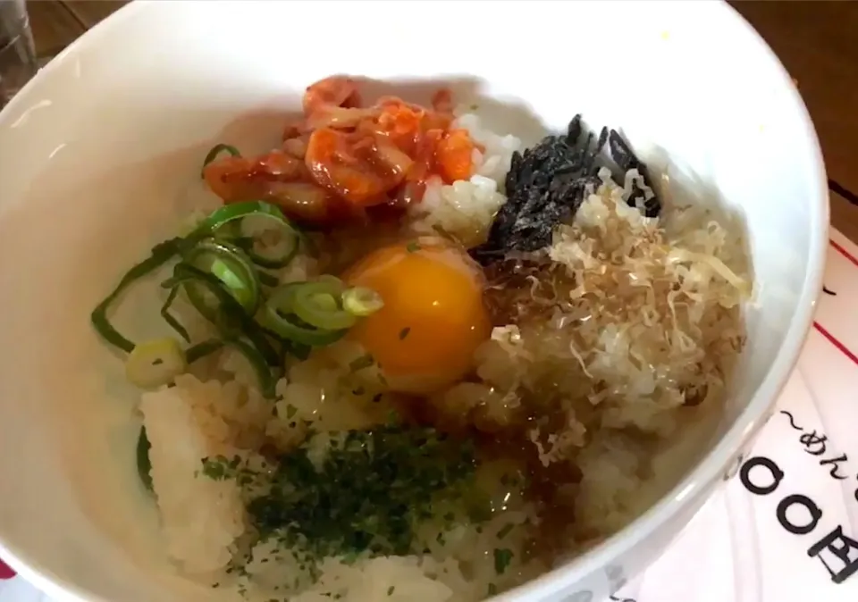 Snapdishの料理写真:卵かけご飯(長しまラーメン)|桃果🥀さん