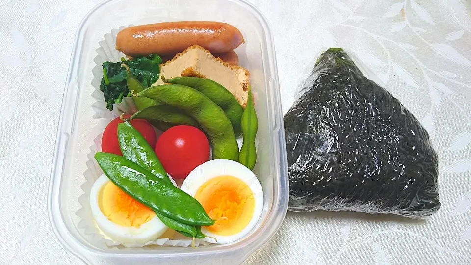 Snapdishの料理写真:4/15の夜勤弁当
厚揚げの煮物など|卯月さん