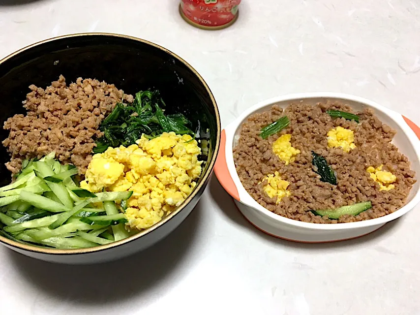 そぼろ丼。大人用息子用♫|あやとん♪さん