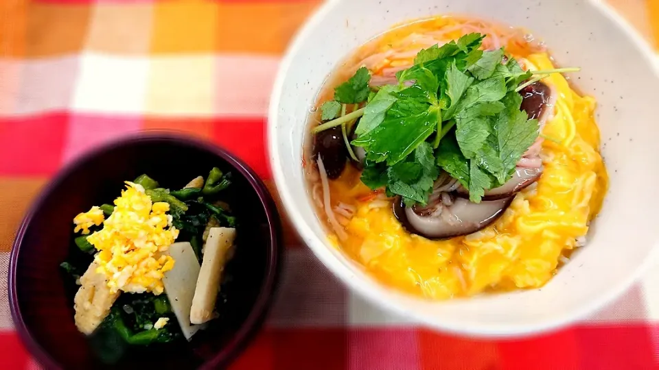 とろとろかに玉丼&春野菜の黒胡椒和え|よっしー(=^ェ^=)さん