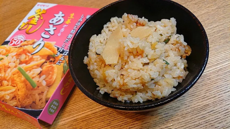 ヤマモリ 生姜が香るあさり釜めしご飯🍚✨|しほさん