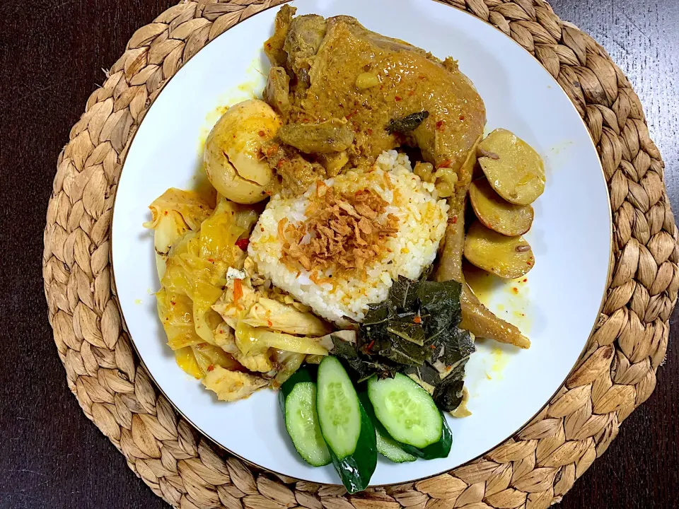 Nasi Kapau|yeni kartikasariさん