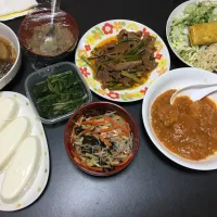 エビチリ
牛肉とニンニクの芽炒め
冷奴|Shintarou  Nishimuraさん