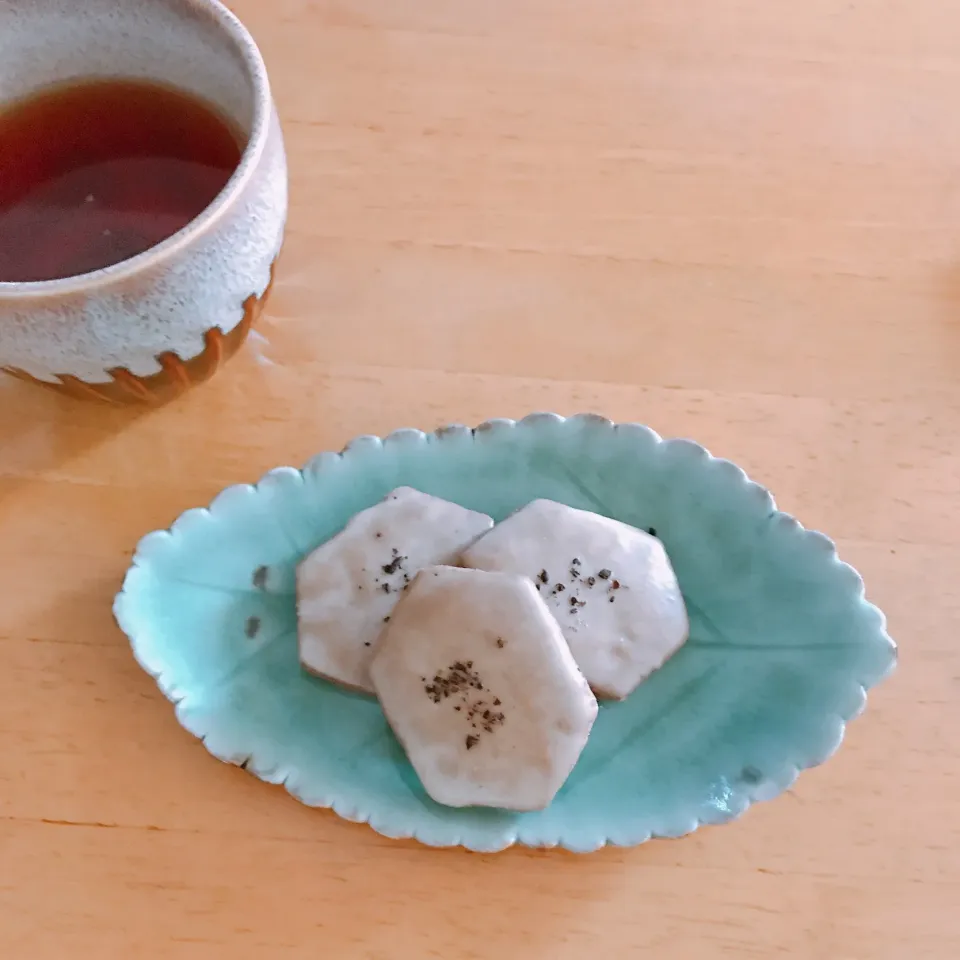 Snapdishの料理写真:くるみとコーヒーのサブレ☕️|ちゃみこさん