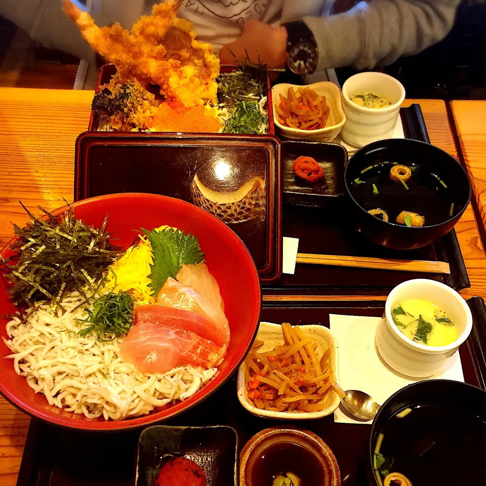 Snapdishの料理写真:しらす丼、しらすいくら天ぷら御膳|サヤラムネさん