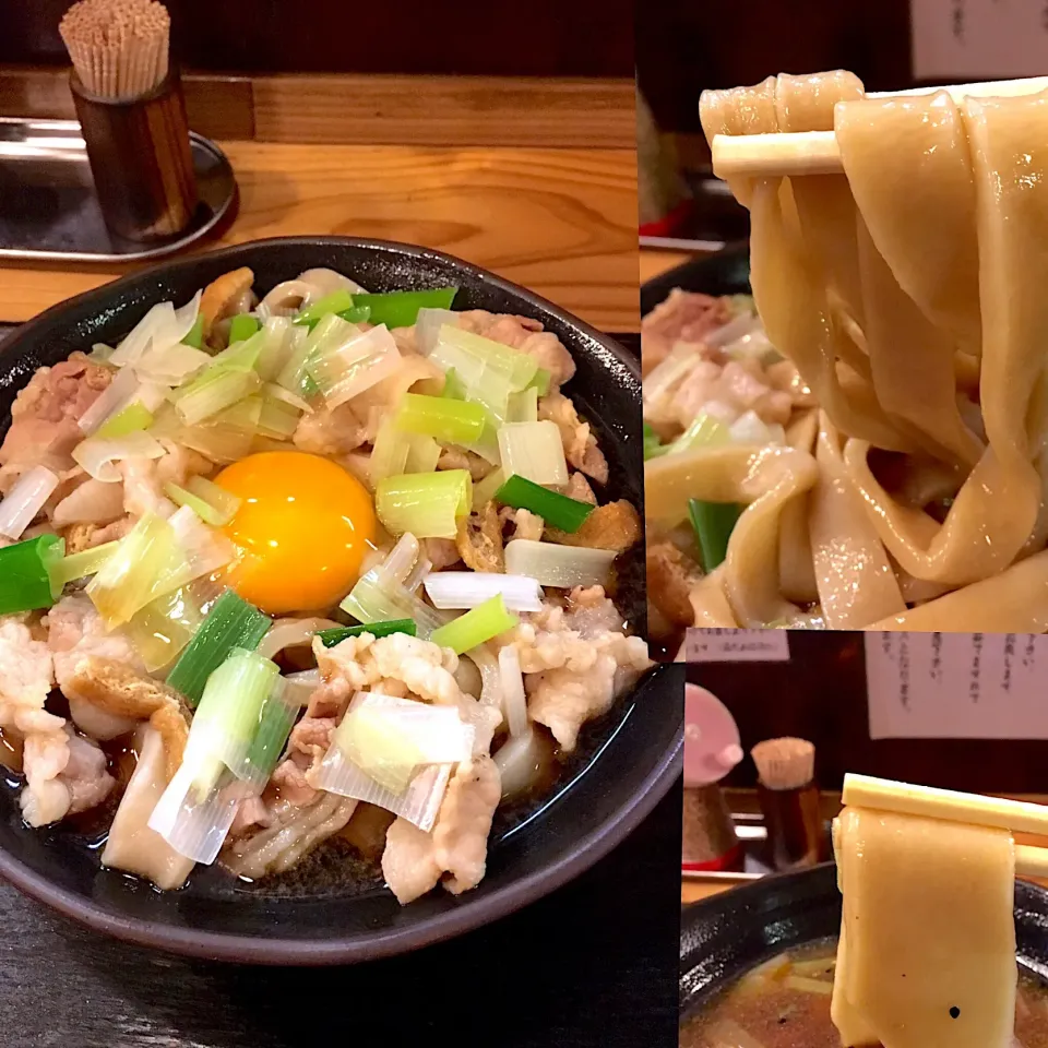 冷や肉中盛り生卵入り(極太麺)@とこ井(高円寺)|yoooochanさん