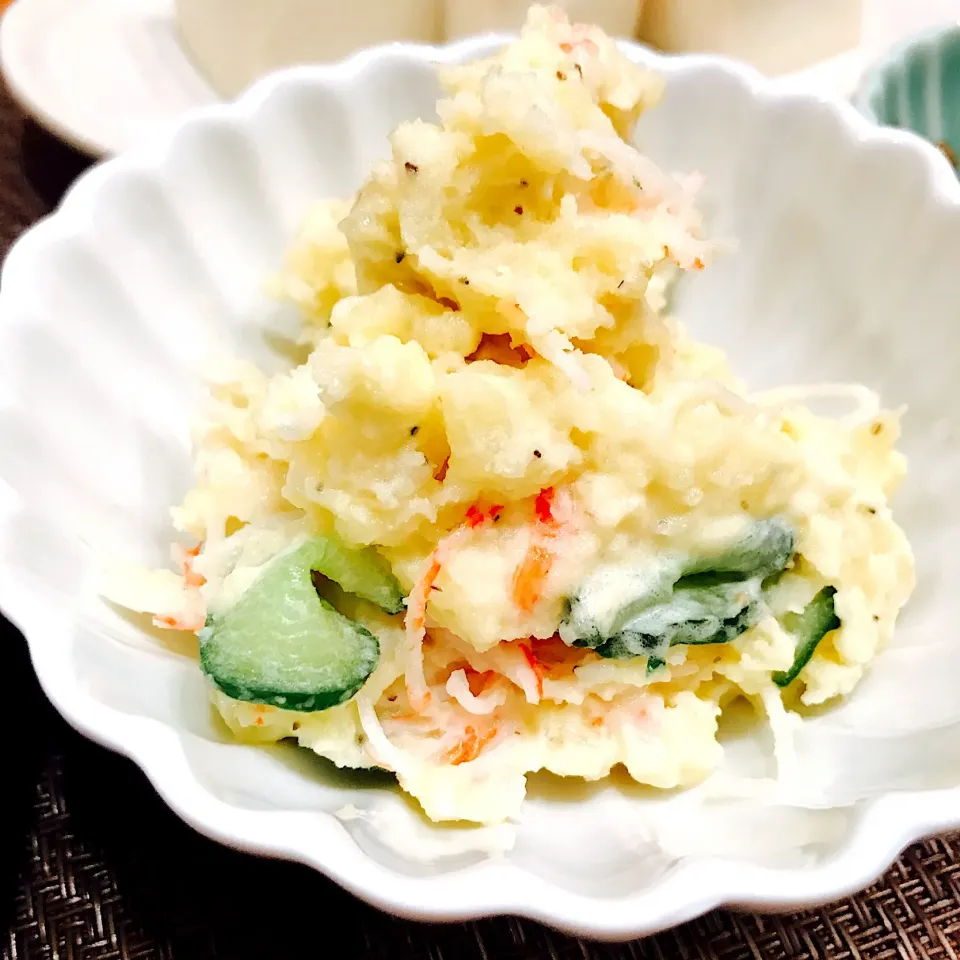 ポテトサラダ
ホクホクじゃが芋🥔ハム無かったからカニカマで
#ポテトサラダ|あお♡あおさん