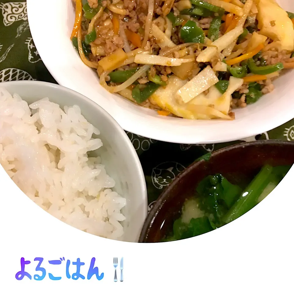 青椒肉絲 #畑で採れた野菜#ほうれん草|ぶうぶうばるこさん