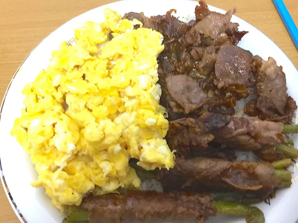 牛肉、アスパラ玉子丼|愛子さん