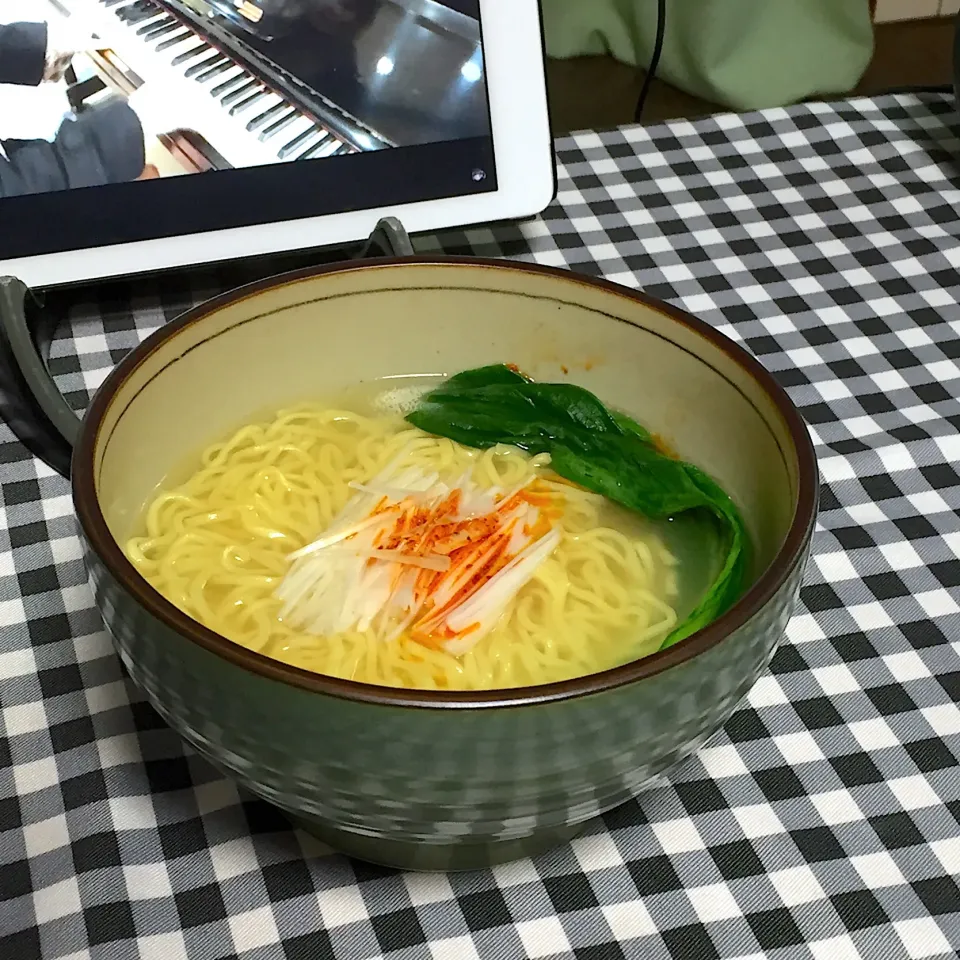 〆に金の麺 塩味!  (^-^)
非常食賞味期限処理です!|Kei Satoさん