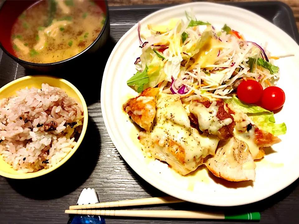 たっぷり野菜とチーズチキンソテー|パンダ母さん🐼さん