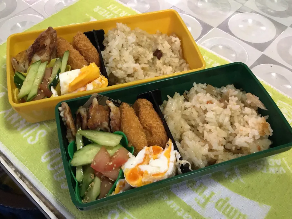 炊き込みご飯弁当

#炊き込みご飯
 #白身魚のフライ 
#目玉焼き
 #ちくわの磯辺揚げ 
 #きゅうりとトマトのナムル|mettiさん