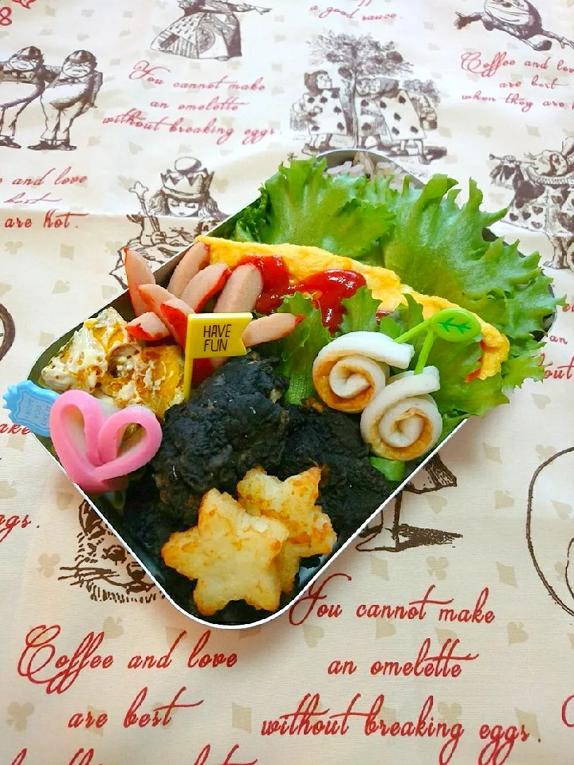 丸武商店のブラックからあげ弁当💕|いちごさん