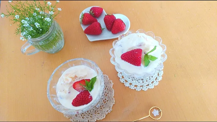 🍓苺アイスクリーム♡フードプロセッサ－で🍓|yuiママさん