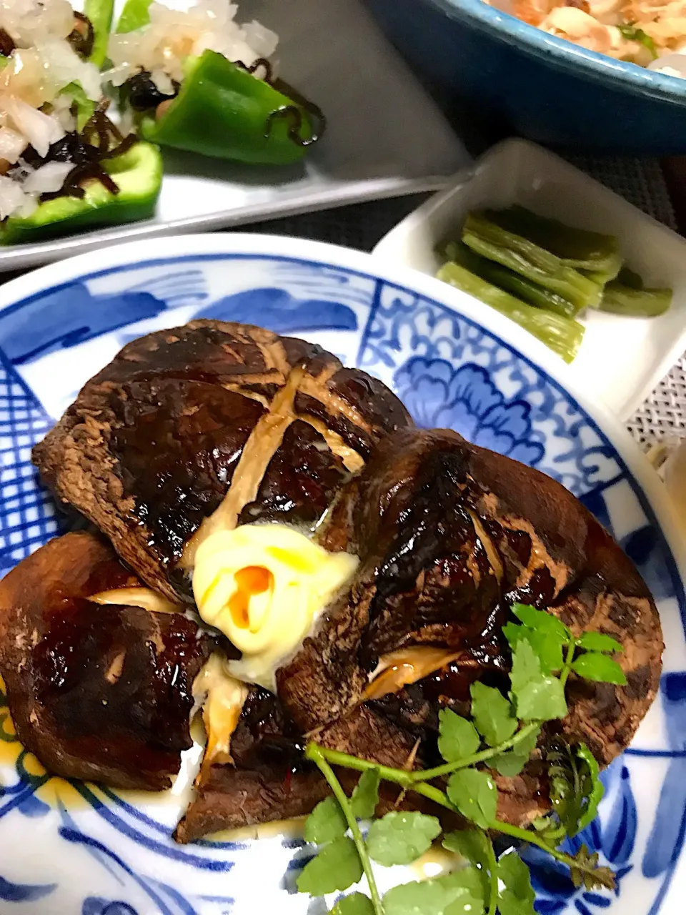 しいたけのバター醤油焼き|シュトママさん