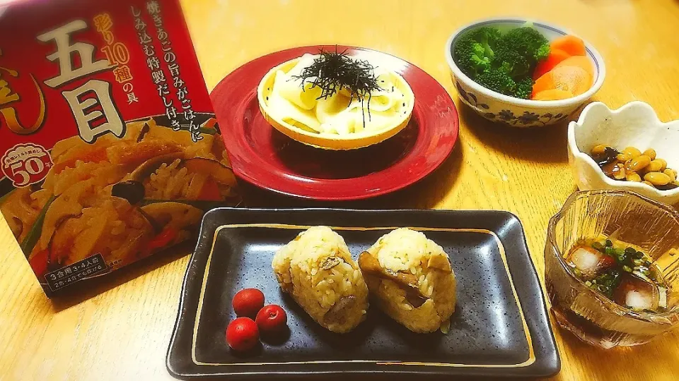 釜飯おにぎりと平麺ざるうどんの定食|♡さぁや♥さん