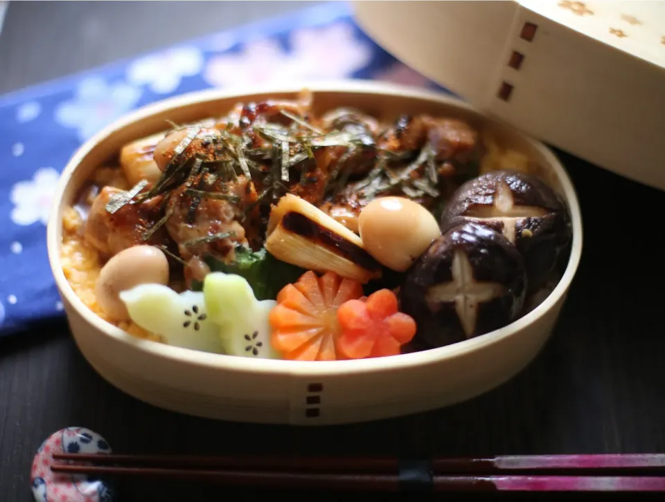 Snapdishの料理写真:焼き鳥丼弁当|ゆいか＊さくママさん