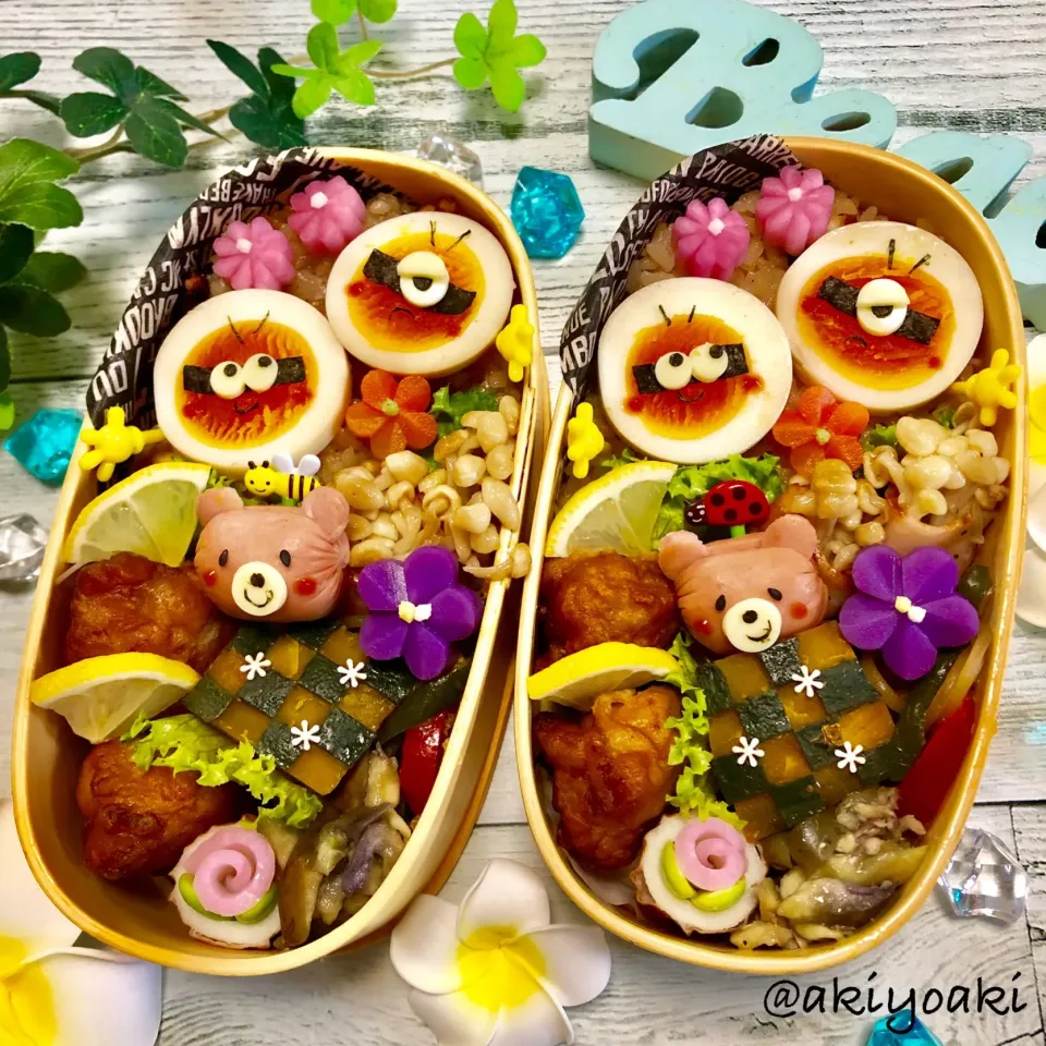 Snapdishの料理写真:ミニオンのたこ飯弁当|Akiyoෆ¨̮⑅さん