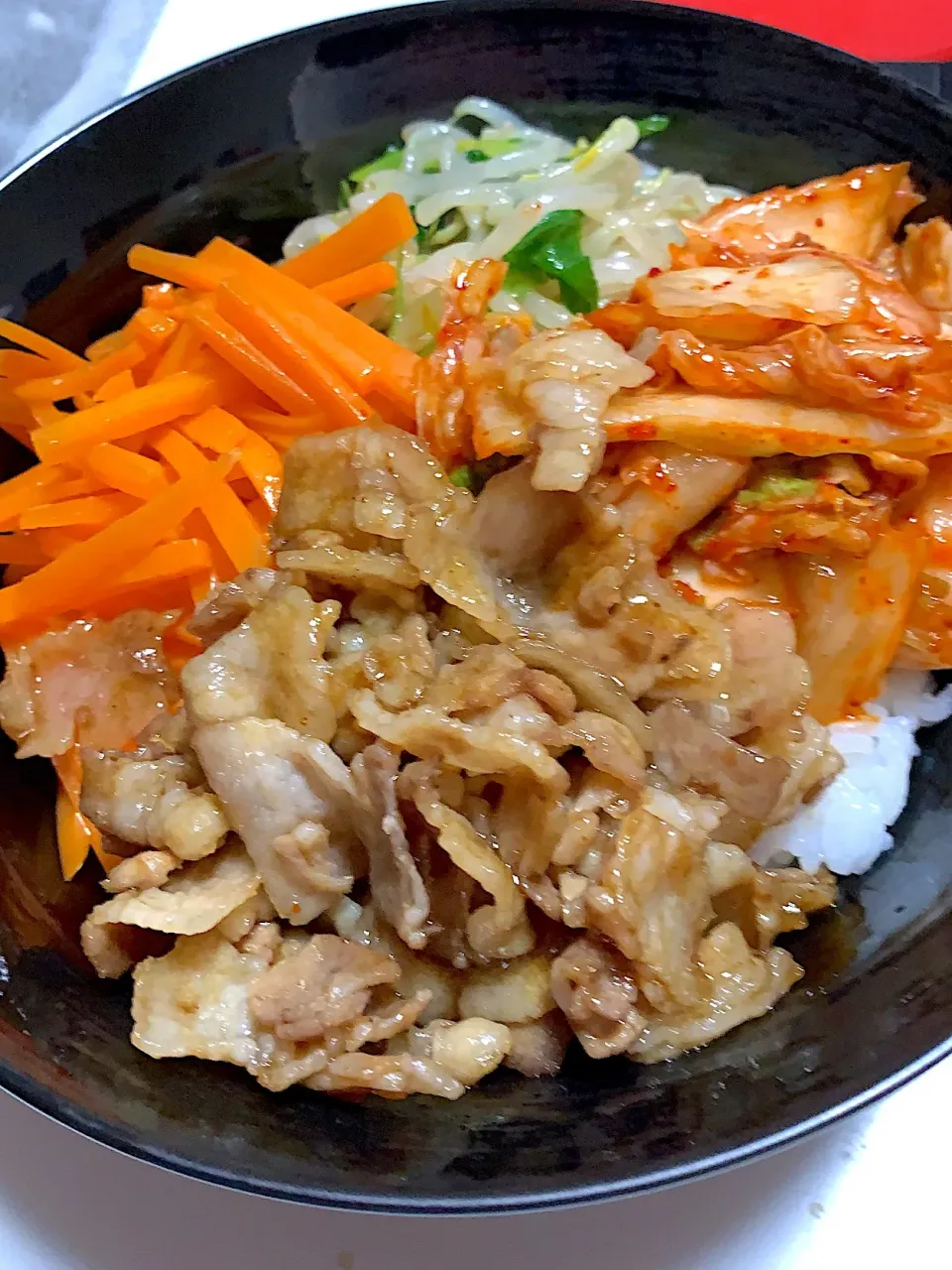 キムチと野菜ナムルのビビンバ丼|tomokaさん