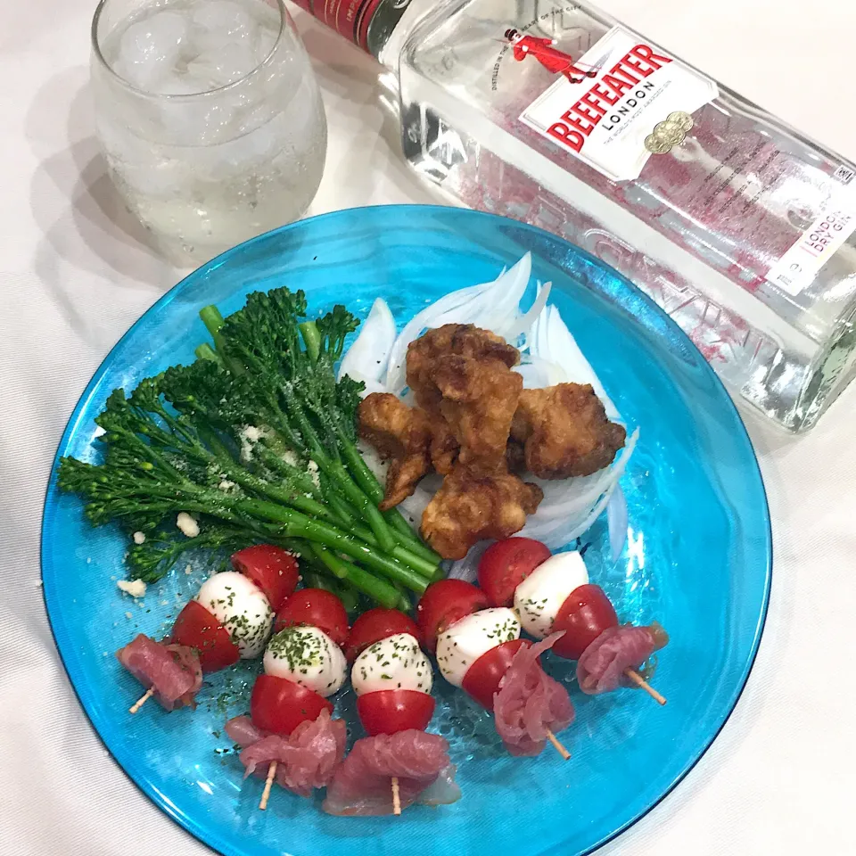 Snapdishの料理写真:今夜は#ビーフィーターで#家飲み部|べべべさん