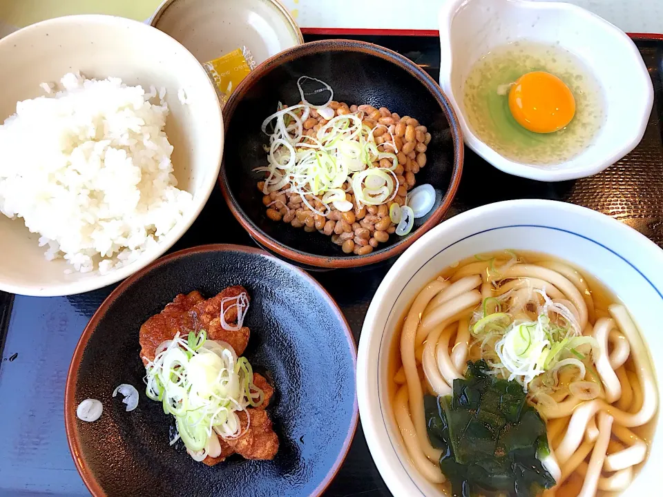 納豆朝定食にクーポンで唐揚げサービス|マハロ菊池さん