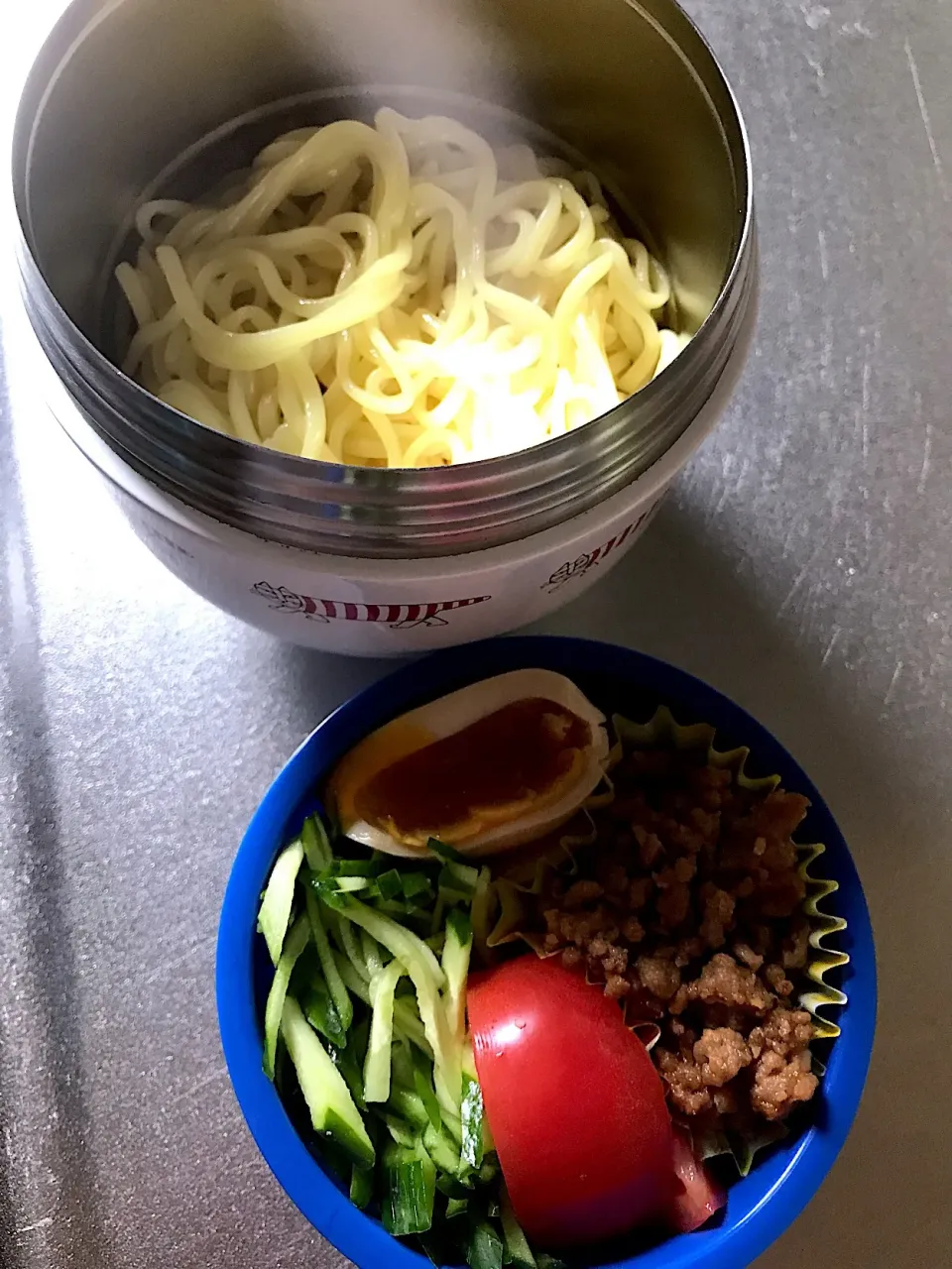 長女の部活坦々麺でお弁当🍜|ちーさん