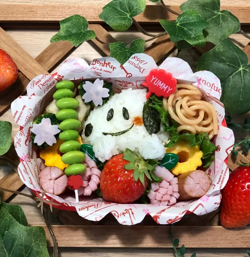 Snapdishの料理写真:🍓SNOOPY風学童さん弁当🍓|tsumuchiさん