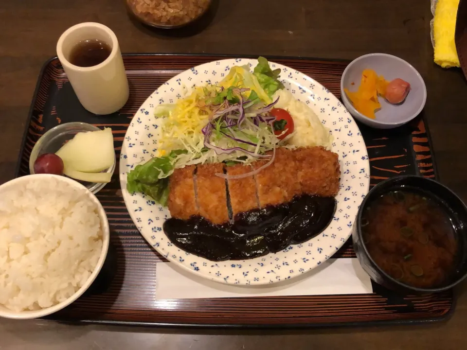 みそカツ定食|やきそばさん