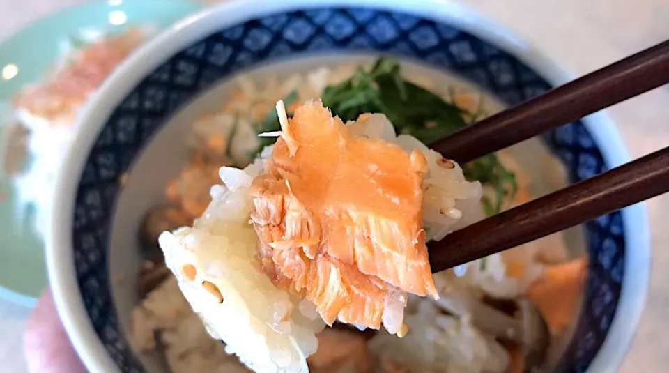 うんまっ😍 鮭の炊き込みご飯|ヨッチャンさん