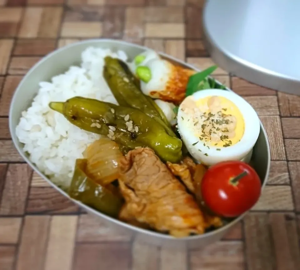 麺つゆとケチャップで
こくうまポークチャップ😋|fumiさん