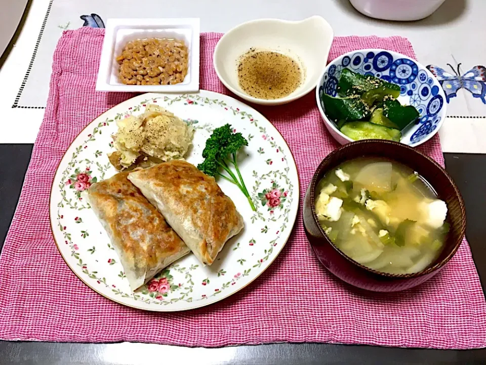 Snapdishの料理写真:春巻きのご飯|みよさん