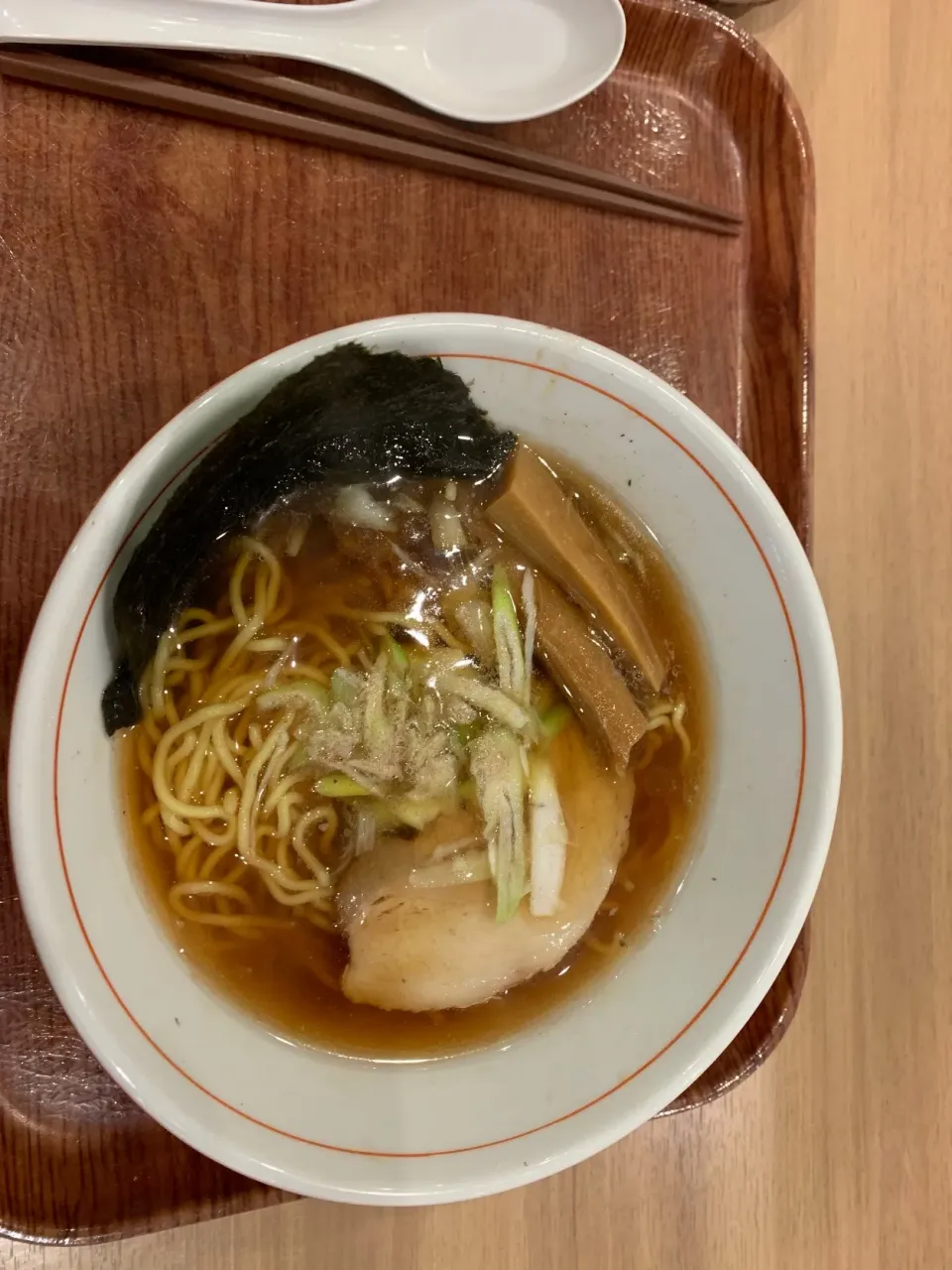 Snapdishの料理写真:浜北軒の醤油ラーメン|Morito Kamiyaさん