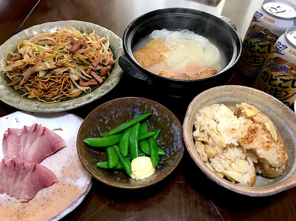 Snapdishの料理写真:2019.4.21 焼きそばランチ🍻🍻🍻|ゆみずさん