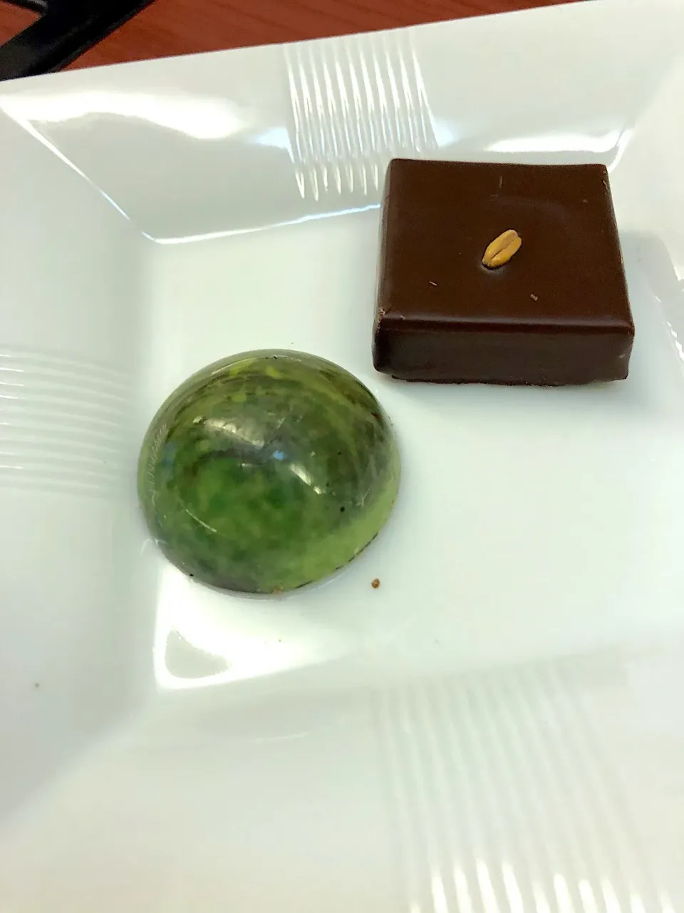 Snapdishの料理写真:機内食  パトリック・ロジェのチョコレート|流線形さん