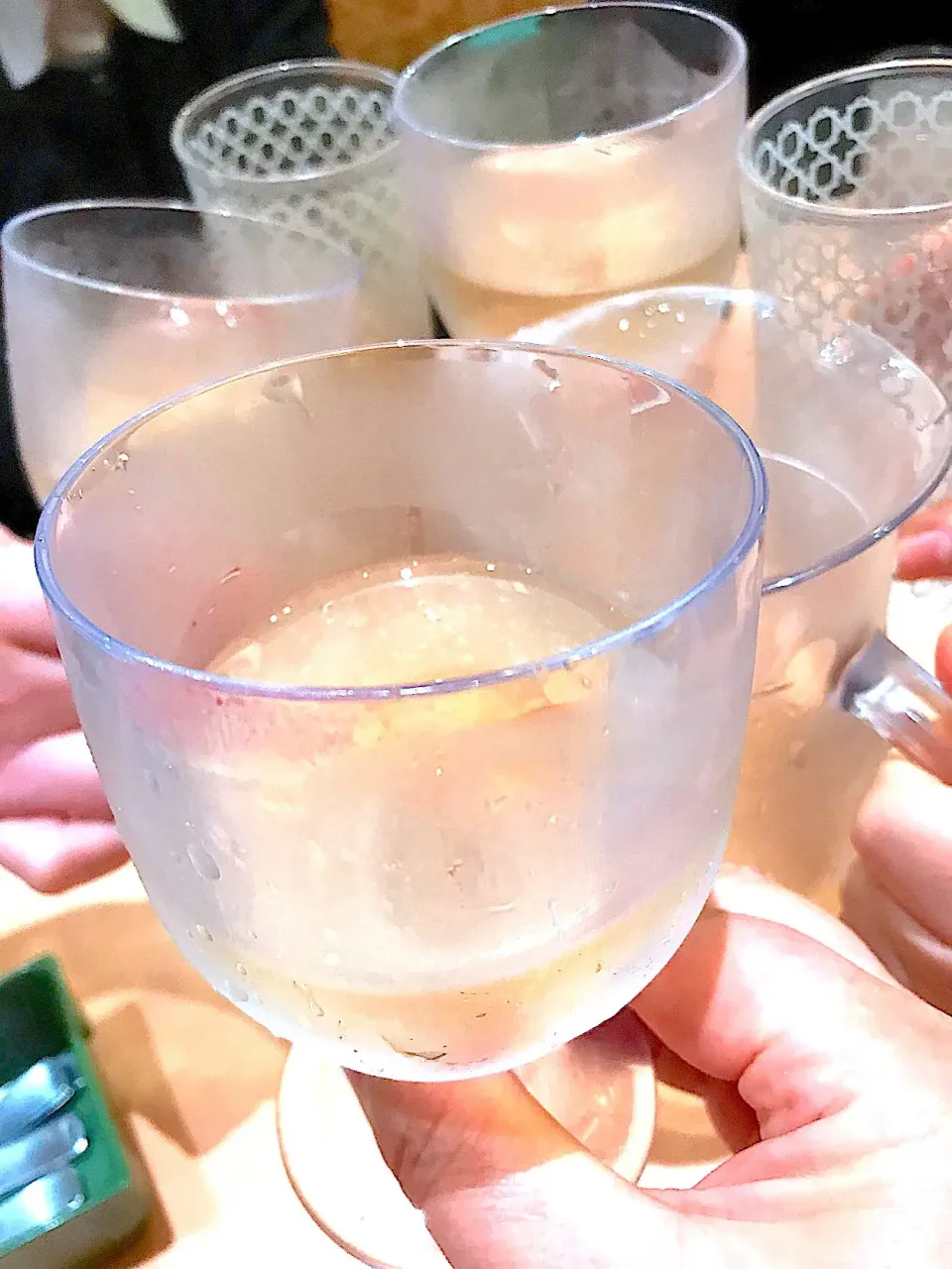 Snapdishの料理写真:平成最後の女子会
ワインでカンパーイ🍷|シュトママさん