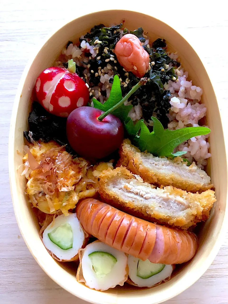 ヒレカツ弁当☆#曲げわっぱ#旦那弁当|marikoさん