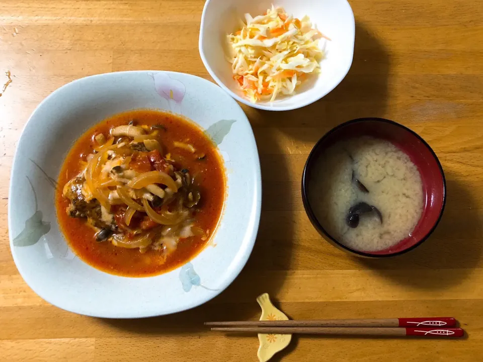 Snapdishの料理写真:夕飯🎵煮込みハンバーグ|kiyominさん