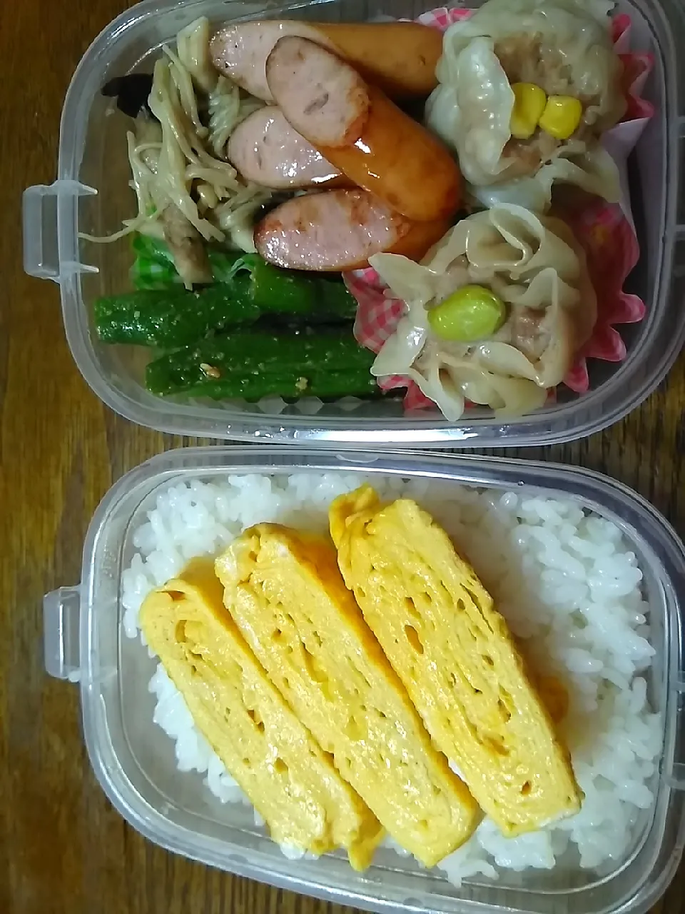 パパ弁当😀
きのこ炒め
インゲンのごま和え
ウインナー
シュウマイ
だし巻きたまご|すず(*^^*)さん