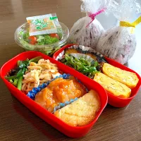 残り物弁当。


 #弁当記録  #おべんとう#bento  #おひるごはん  #娘弁当  #女子高生弁当  #lunchbox  #卵焼き  #エビチリ  #切り干し大根  #はんぺん  #ピーマンのきんぴら  #おにぎり  #サラダ|rucoさん