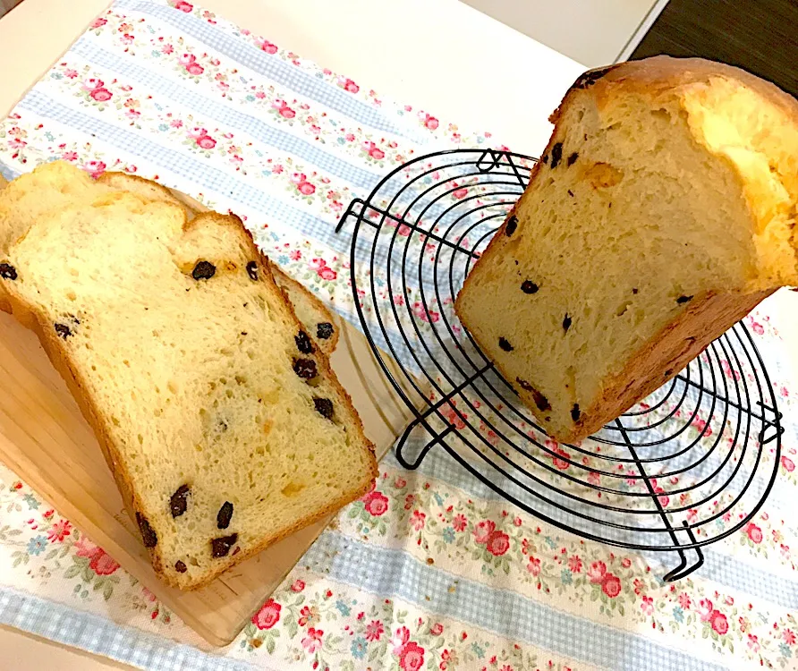 Raisins bread
 #手作りパン  #おうちカフェ  #おうちパン|sanaさん