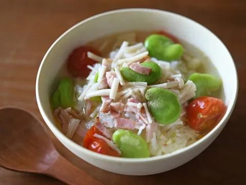 そら豆とミニトマトの汁かけ丼|ヤマサ醤油公式アカウントさん