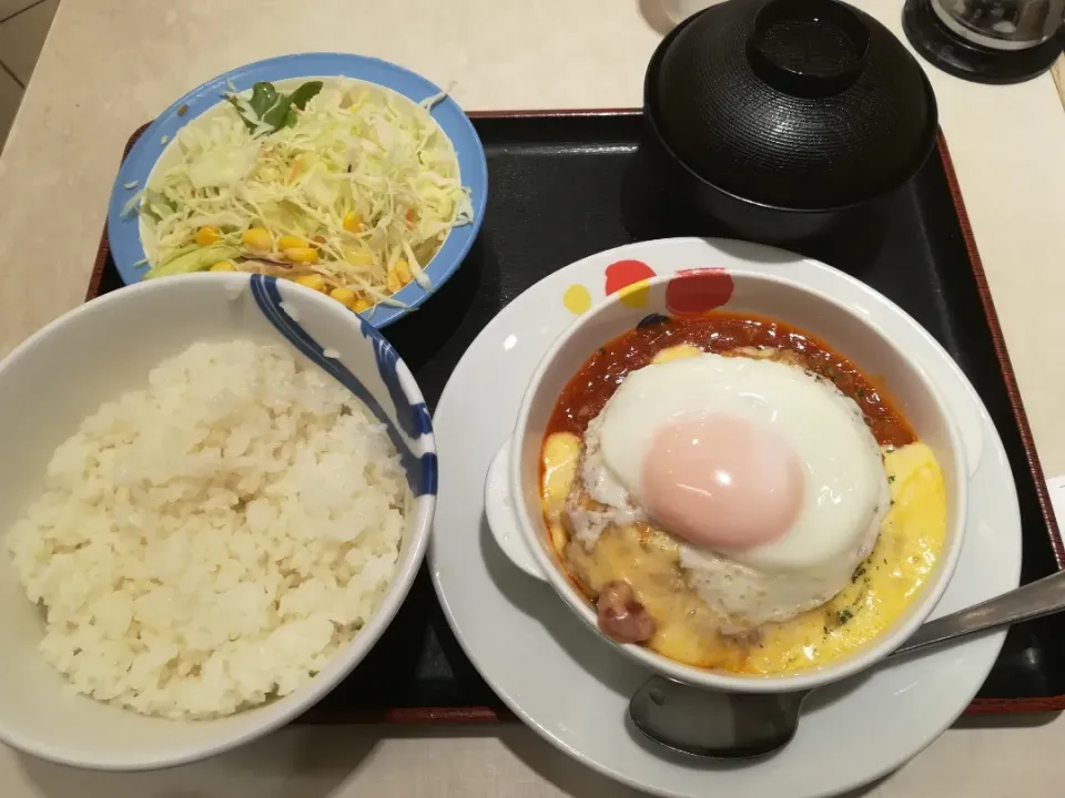 トマトチーズエッグハンバーグ定食|アクちゃんさん