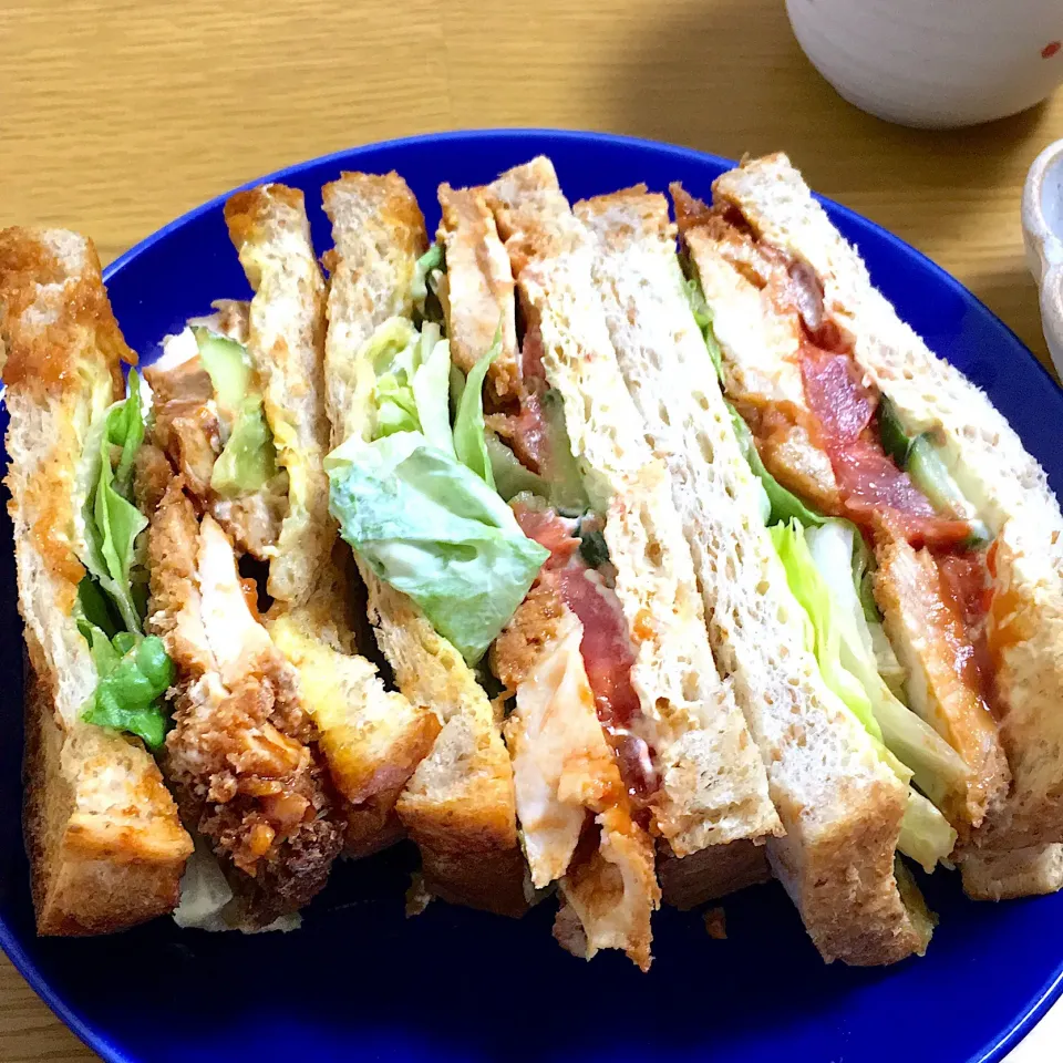 チキンカツサンド🐓🥪💓|りりさん