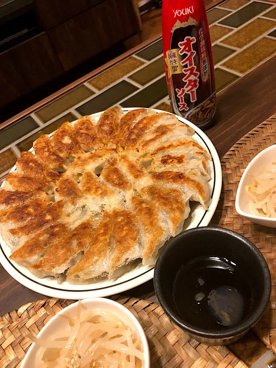 ユウキ食品のオイスターソースで餃子🥟|Wanchanさん