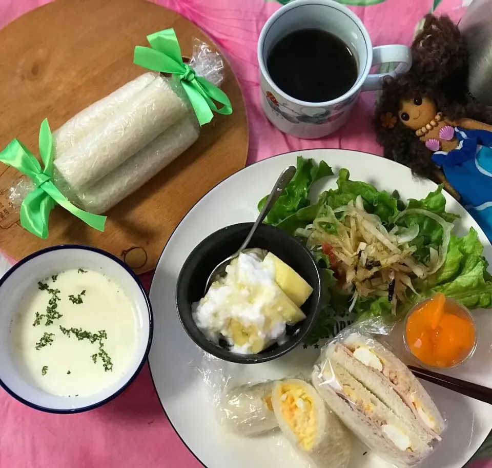 クルクルキャンディサンドで朝ごパン🥰🍞|noeさん