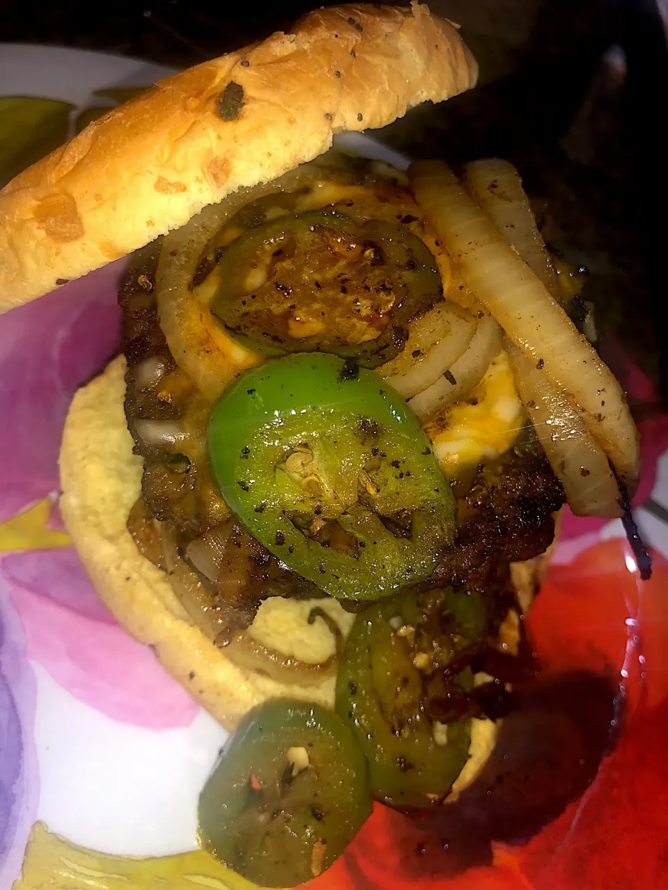 Cheddar jalapeño Burgers|Tawanjaさん