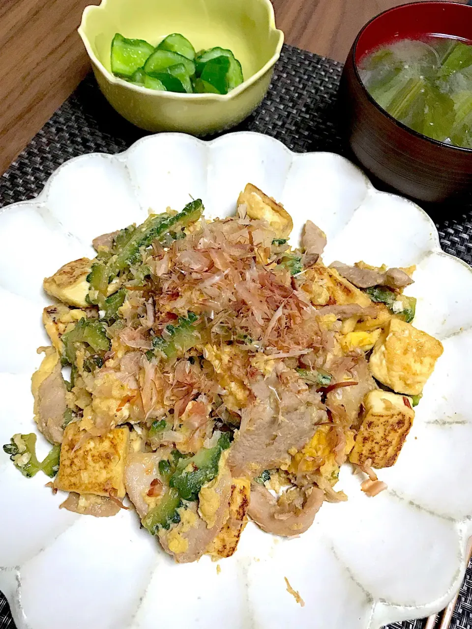 Snapdishの料理写真:ゴーヤーチャンプルー＊胡瓜の漬物＊小松菜と玉ねぎの味噌汁＊|Aya.SanSun☺︎さん