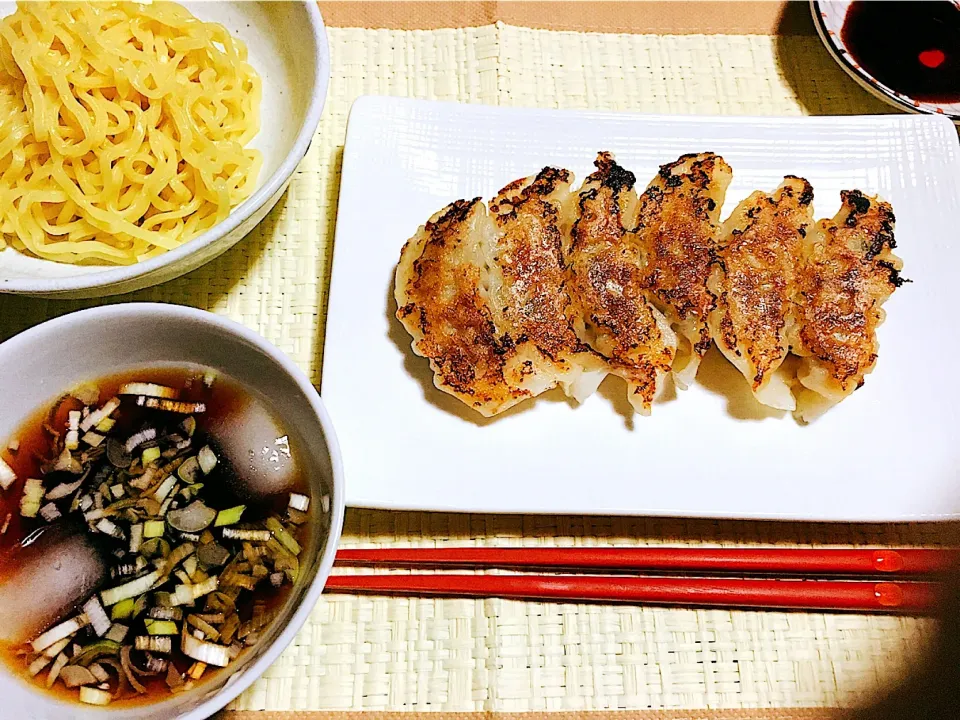 餃子🥟つけめん🍥|はる꒰(๑´•.̫ • `๑)꒱さん